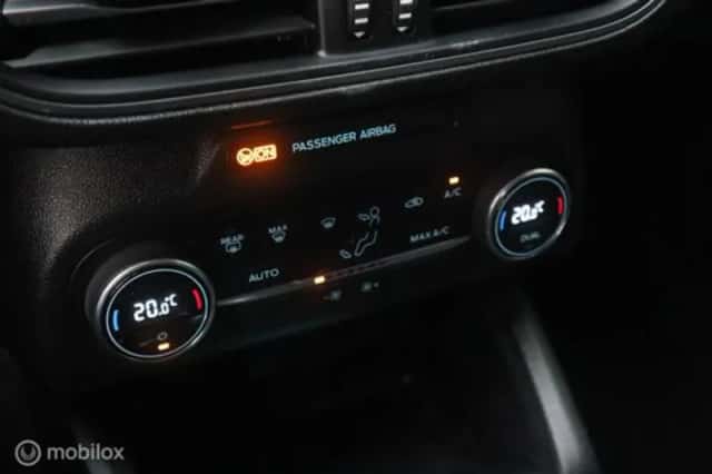 Ford Focus (2022) thumbnail 20
