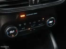 Ford Focus thumbnail 20