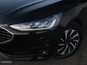 Ford Focus thumbnail 3