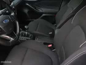 Ford Focus thumbnail 21