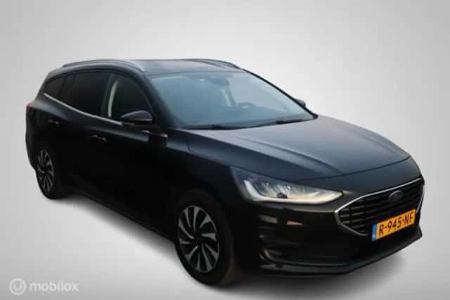 Ford Focus (2022) thumbnail 31