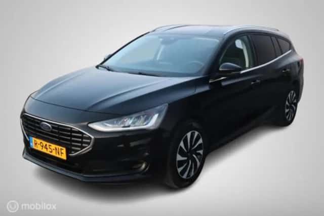 Ford Focus (2022) thumbnail 32