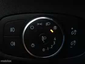 Ford Focus thumbnail 10