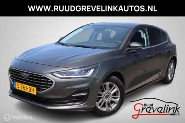 Ford Focus (2023) thumbnail 1