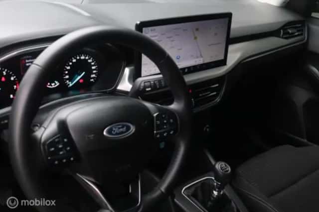 Ford Focus (2023) thumbnail 13