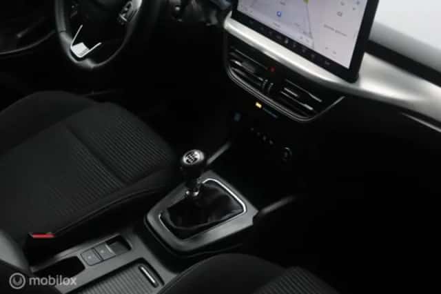 Ford Focus (2023) thumbnail 25