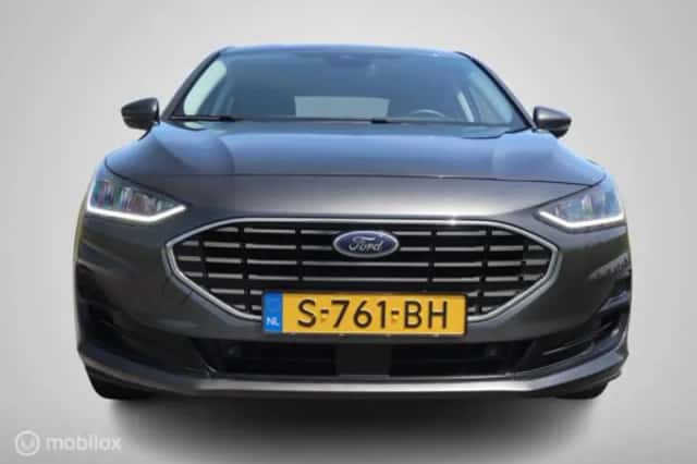 Ford Focus (2023) thumbnail 4