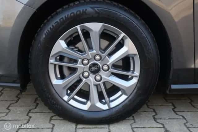 Ford Focus (2023) thumbnail 34