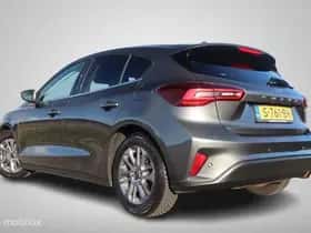 Ford Focus thumbnail 42
