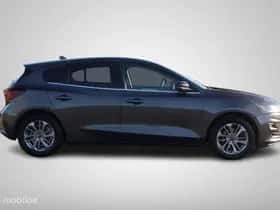 Ford Focus thumbnail 7