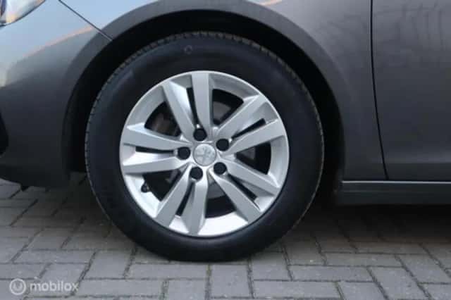 Peugeot 308 (2019) thumbnail 34