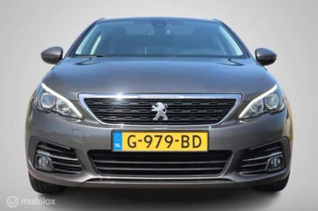Peugeot 308 (2019) thumbnail 5