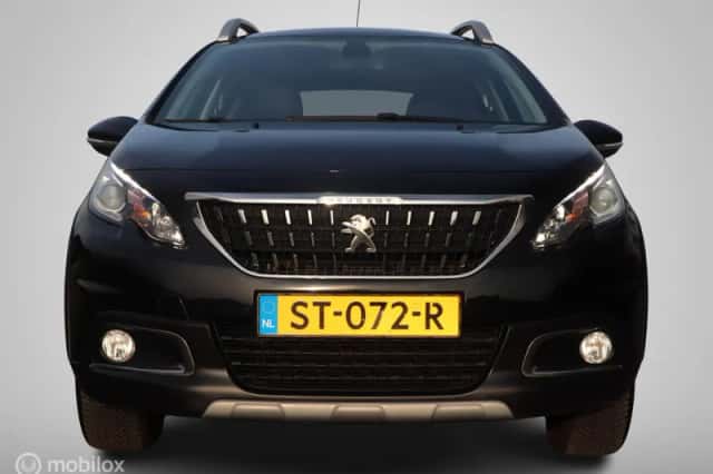 Peugeot 2008 (2018) thumbnail 3