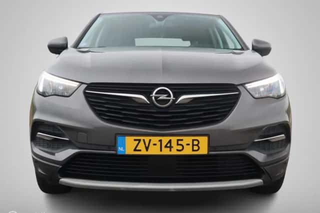 Opel Grandland X (2019) thumbnail 4