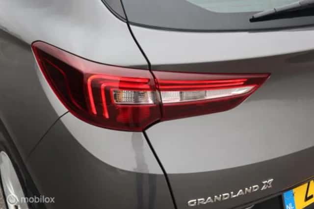Opel Grandland (2019) thumbnail 35