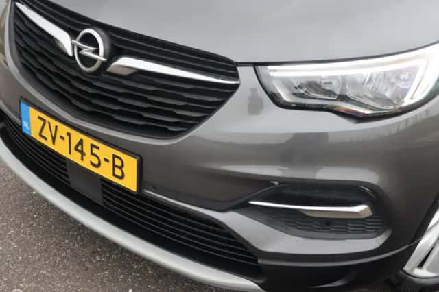 Opel Grandland X (2019) thumbnail 5