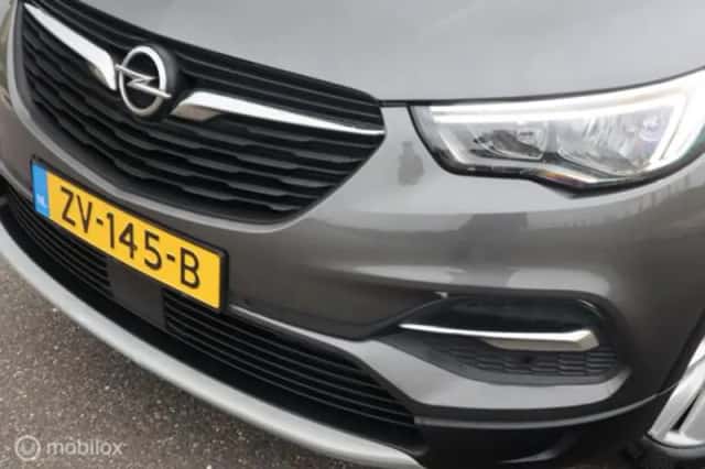 Opel Grandland (2019) thumbnail 6