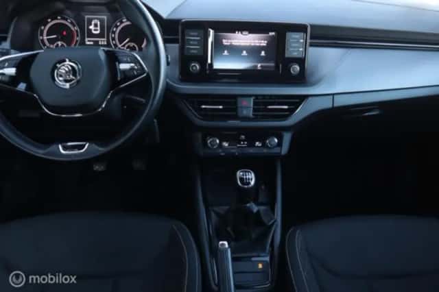 Škoda Scala (2022) thumbnail 17