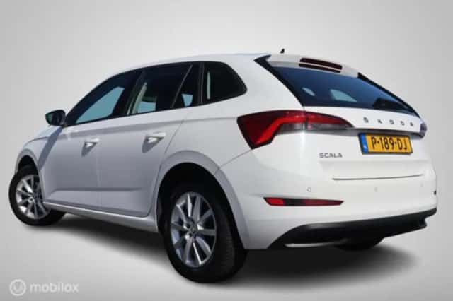 Škoda Scala (2022) thumbnail 44