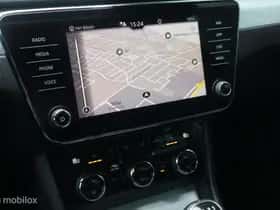 Škoda Superb thumbnail 17