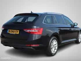 Škoda Superb thumbnail 4