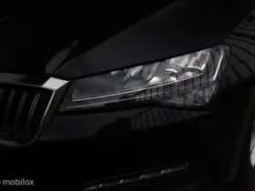 Škoda Superb thumbnail 42
