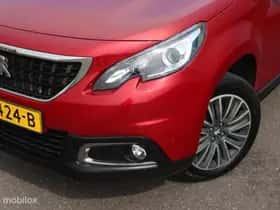 Peugeot 2008 thumbnail 3