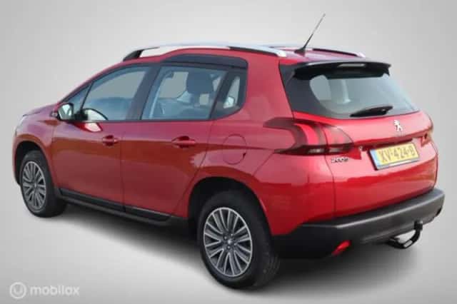Peugeot 2008 (2019) thumbnail 26