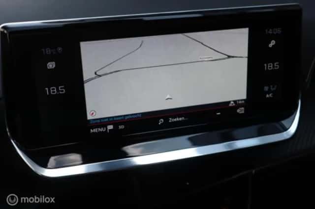 Peugeot 2008 (2021) thumbnail 20