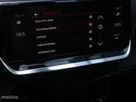 Peugeot 2008 (2021) thumbnail 22