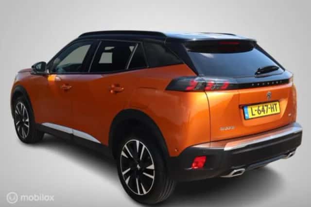 Peugeot 2008 (2021) thumbnail 37