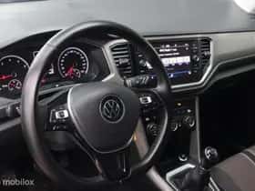 Volkswagen T-Roc (2022) thumbnail 14