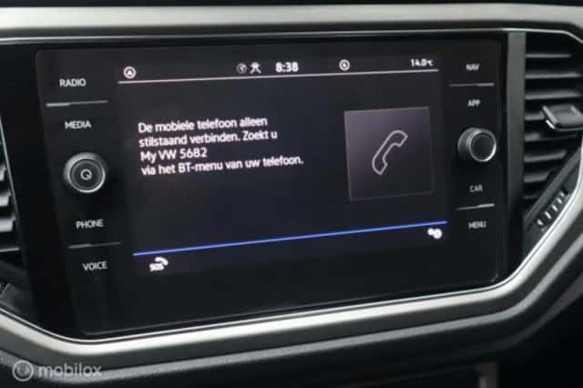 Volkswagen T-Roc (2022) thumbnail 20