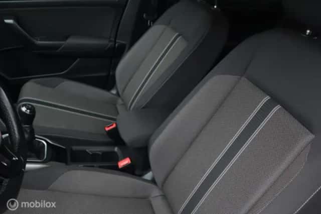 Volkswagen T-Roc (2022) thumbnail 26