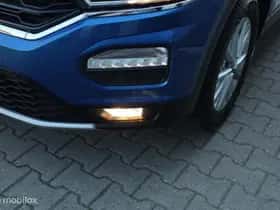 Volkswagen T-Roc thumbnail 33