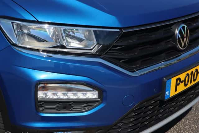 Volkswagen T-Roc (2022) thumbnail 5