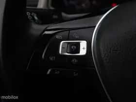 Volkswagen T-Roc thumbnail 41