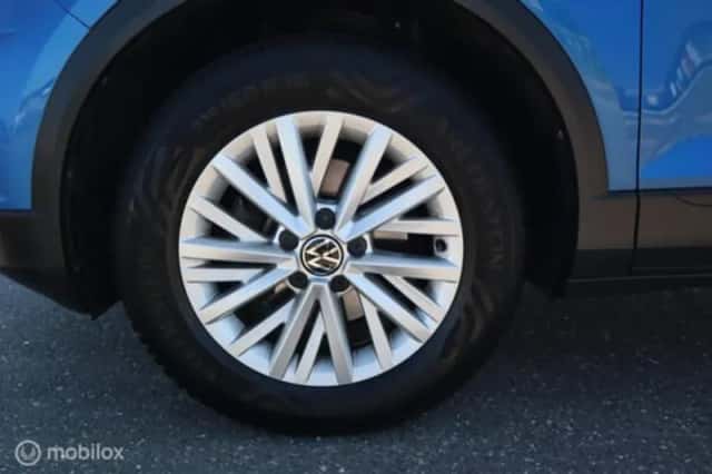 Volkswagen T-Roc (2022) thumbnail 43