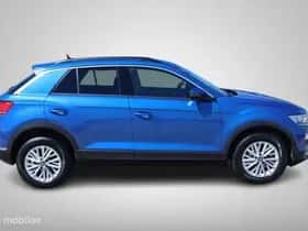 Volkswagen T-Roc (2022) thumbnail 9