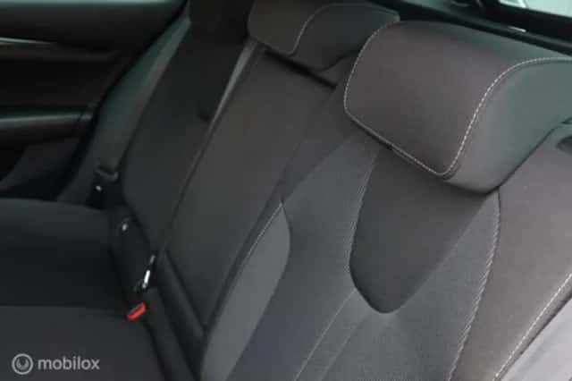 Škoda Octavia (2021) thumbnail 34