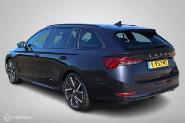 Škoda Octavia (2021) thumbnail 35