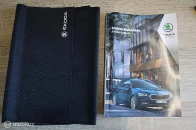 Škoda Octavia (2021) thumbnail 41