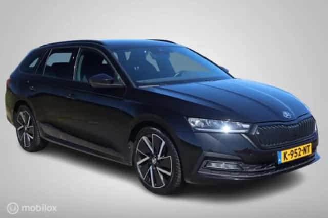 Škoda Octavia (2021) thumbnail 44