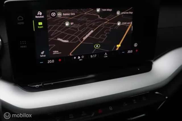 Škoda Octavia (2021) thumbnail 18