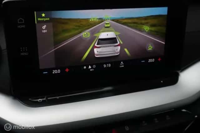 Škoda Octavia (2021) thumbnail 24