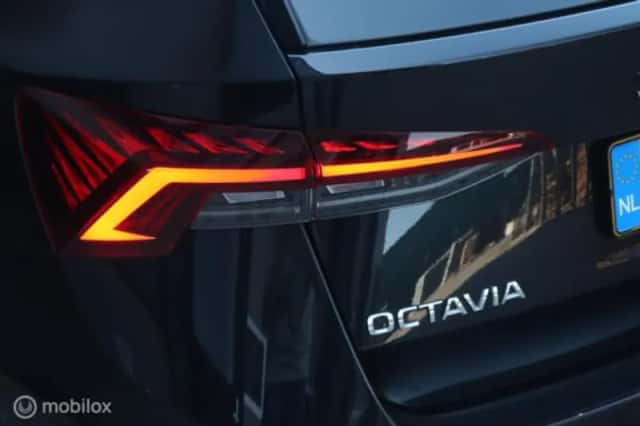 Škoda Octavia (2021) thumbnail 37