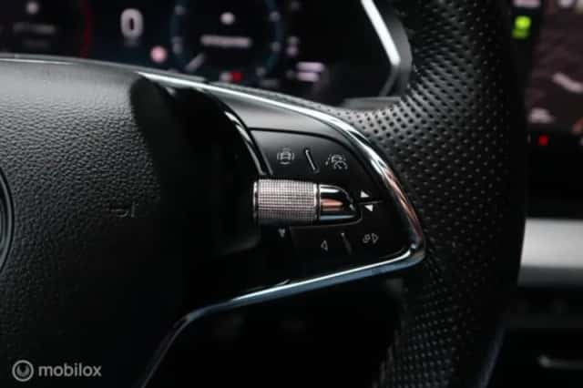 Škoda Octavia (2021) thumbnail 45