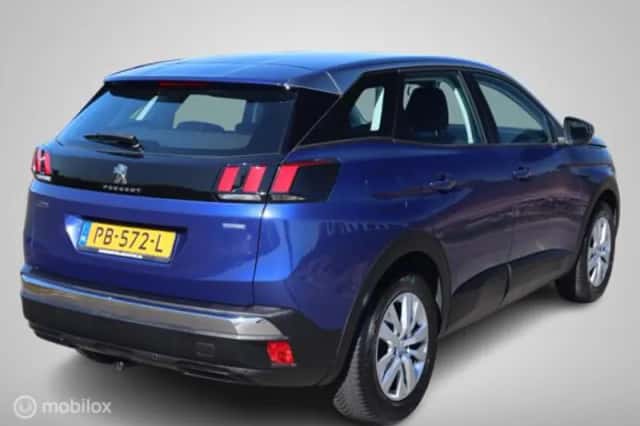 Peugeot 3008 (2017) thumbnail 4