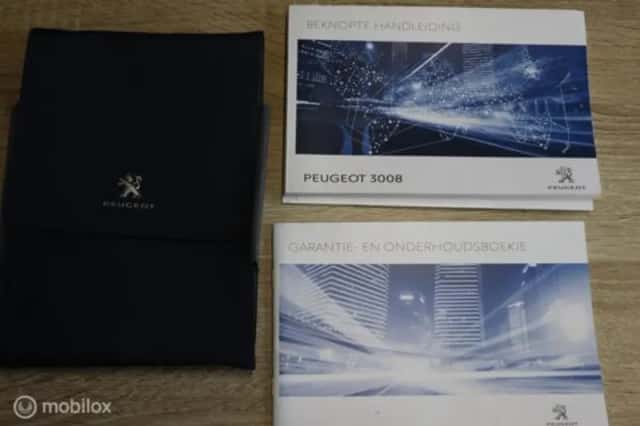Peugeot 3008 (2017) thumbnail 36