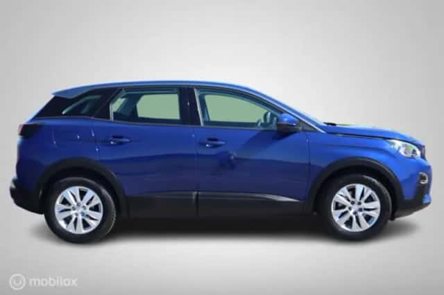 Peugeot 3008 (2017) thumbnail 10